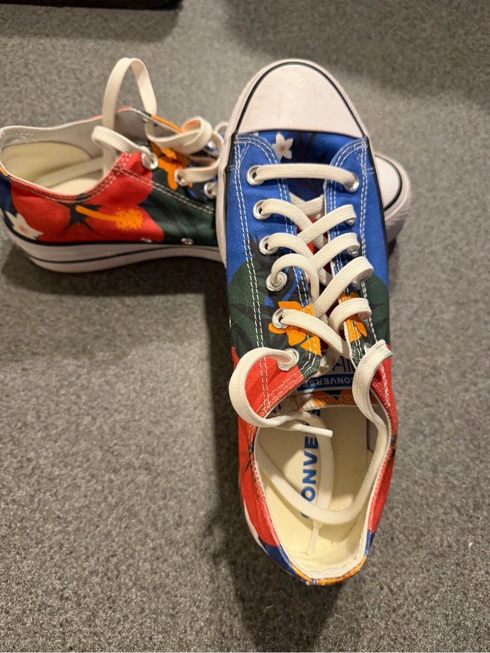 Converse Chuck Taylor Lift Platform Tropical Floral Shoes Women 10.5
